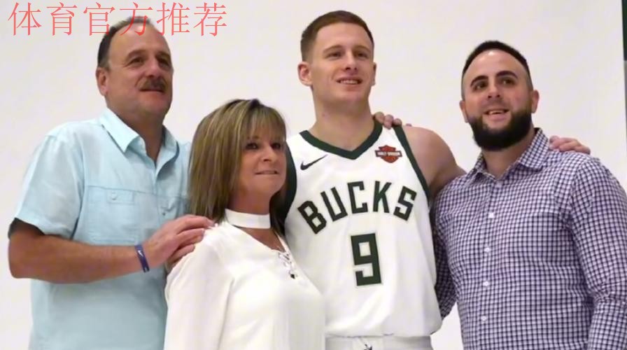 大一场均1.6分,选秀前存款不到4美元,如今成为千万富翁! 大一场均1.6分,选秀前存款不到4美元,如今成为千万富翁!